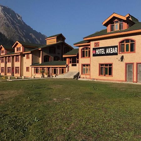 Hotel Akbar Сонамарг Экстерьер фото